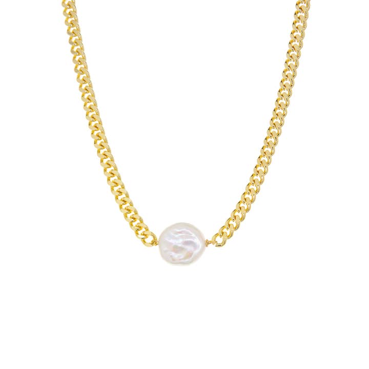 gold curb link chain with pearl for wholesale on Faire