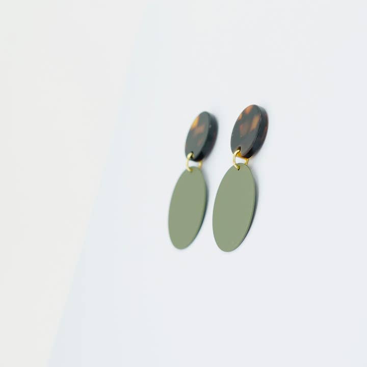 Copper Bee - Wholesale Dangle Earrings - Colour Pop Disc and Tortoiseshell Earrings5