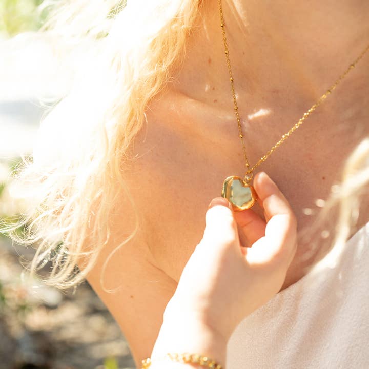 WJW - Wholesale Locket necklace - 18K Gold PVD Stainless Steel Heart Locket / PDL02399