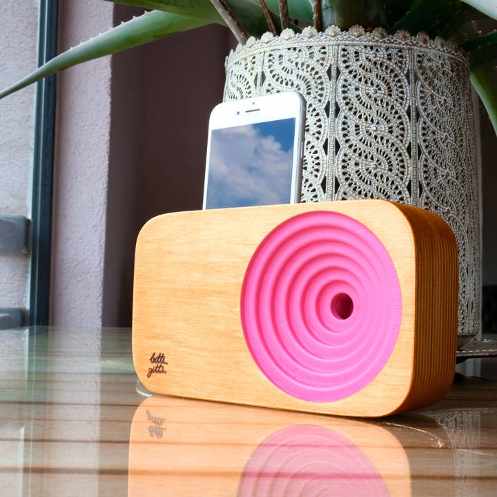 Bitti Gitti Design Workshop - Wholesale Speakers - Pinky Pink Wooden Sound System
