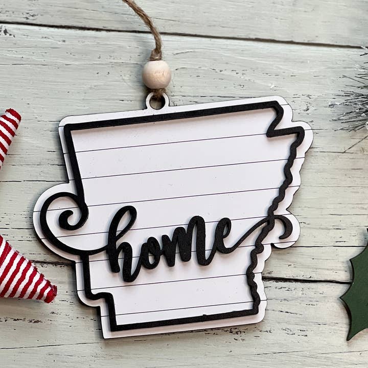 Geaux Magnolia - Wholesale Ornament - State Home Shiplap Ornament3