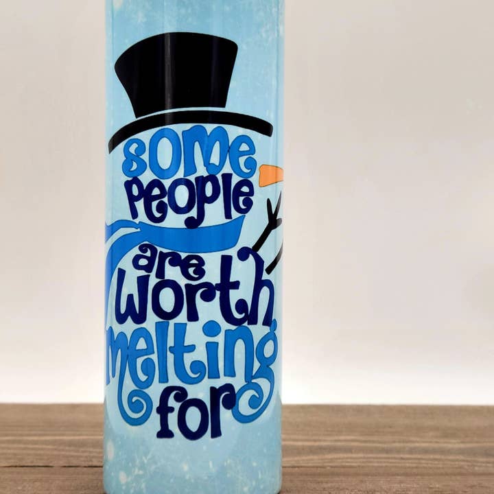 LGH Designs – Großhandel Thermotasse/-becher – Manche Menschen sind es wert, für Olaf-Becher zu schmelzen, 20 Unzen dünner Becher, Frozen, Schneemann, Schneeflocke, Elsa, Anna, persönliche Flut, blau