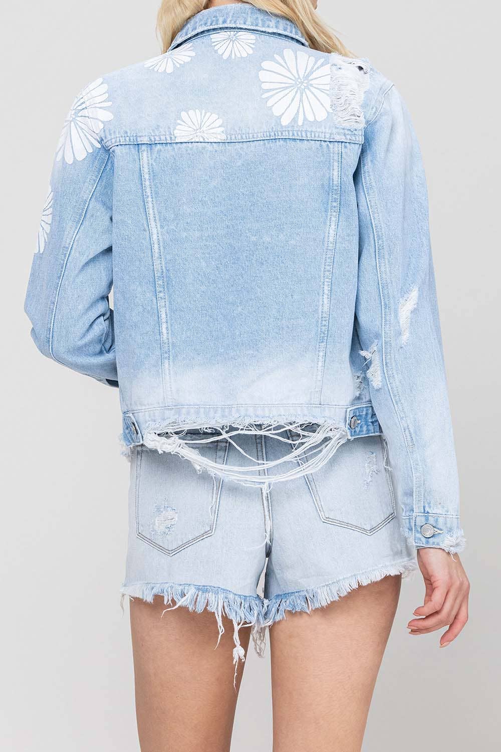 ZUCKERWATTE KLASSISCHE CROP-JEANSJACKE MIT BLUMENLASERDRUCK T5137J für den Großhandel auf Faire9