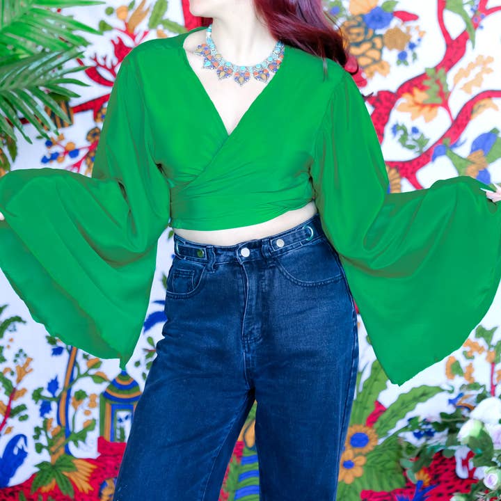 Karma Nepal Crafts - Vendita all'ingrosso Camicetta - Donna - Top avvolgente in seta tinta unita