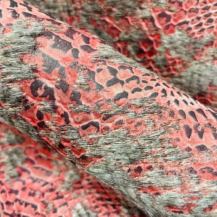 Western Linens - Vente Tapis - Cuir gaufré - demi-peau de 20 pieds carrés9