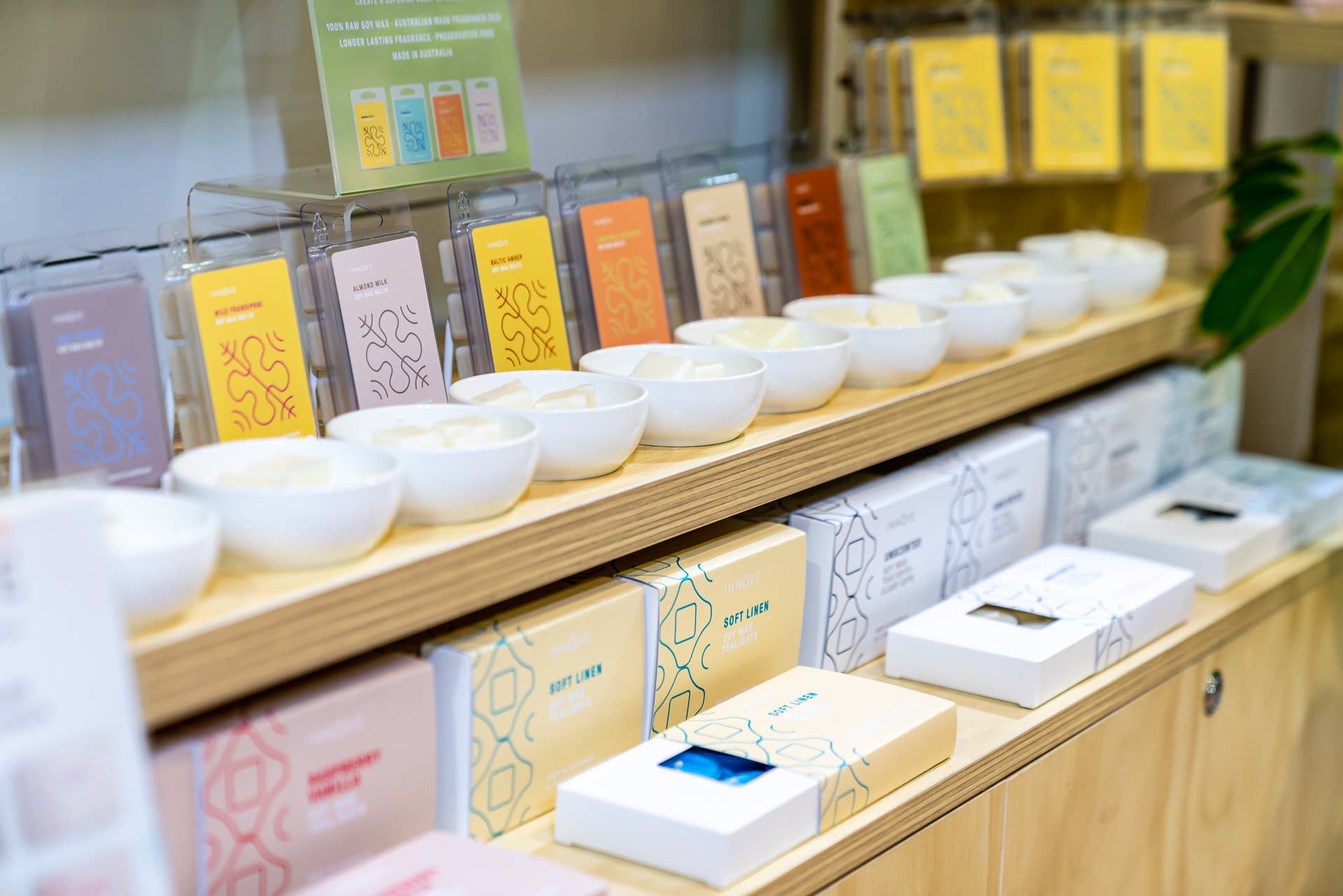 INNOVE - Wholesale Tea light candles - Mixed Fragrances Soy Tealight Candles - 6 Pack2