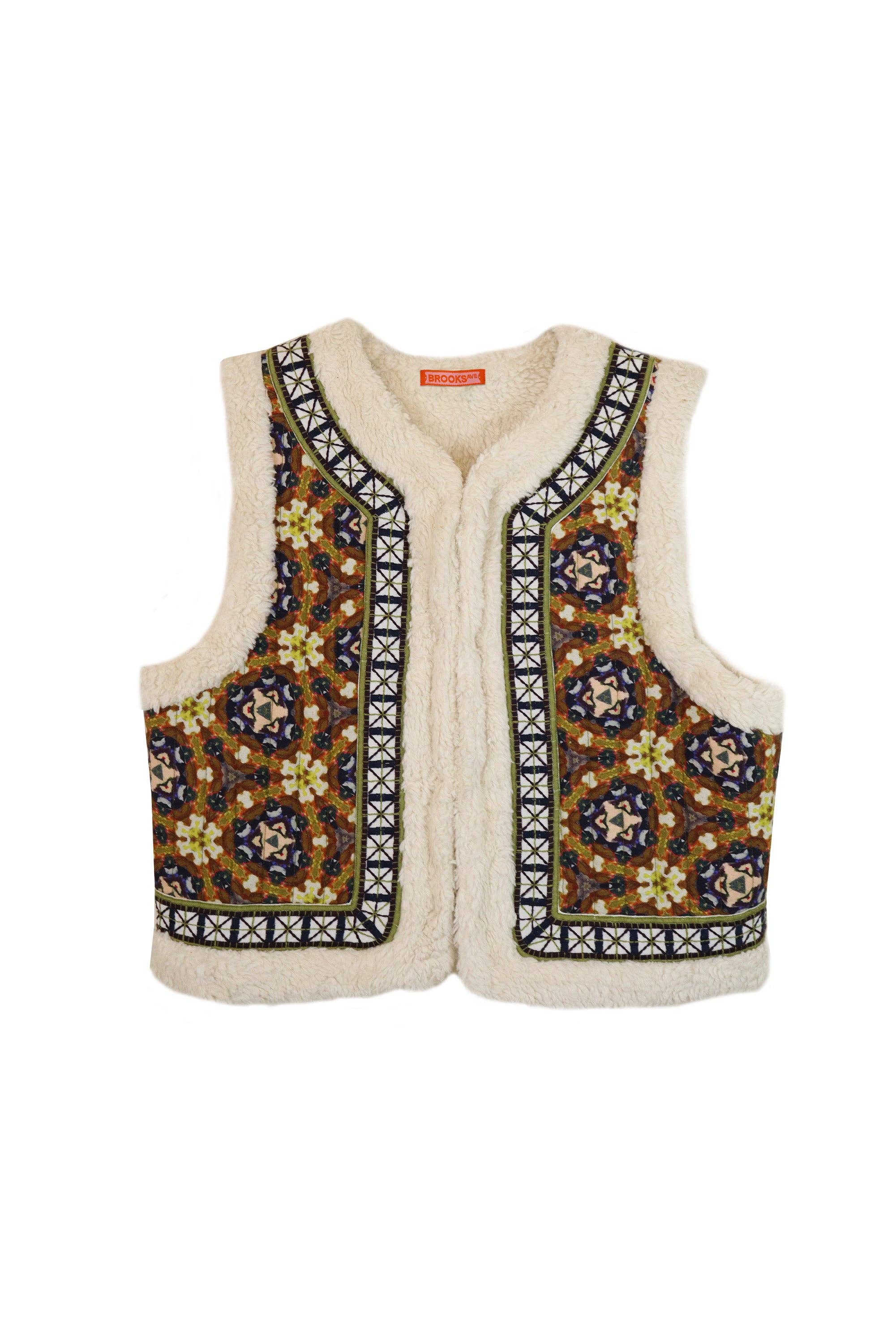 Brooks Avenue - Wholesale Outerwear Vest - Women's - The Willow Sherpa Reversible Vest - Chestnut Swirl8