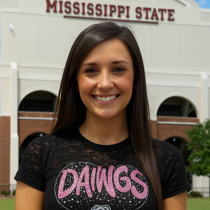 Mississippi State Bulldogs Dames T-shirt voor wholesale door Turnovers Inc