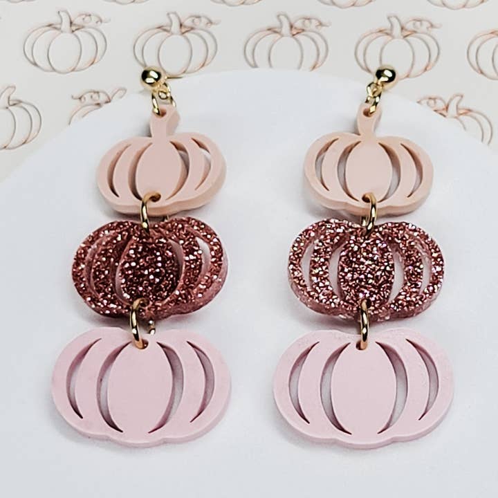 Rosa staplade pumpa örhängen för wholesale av Krafts By Kassy