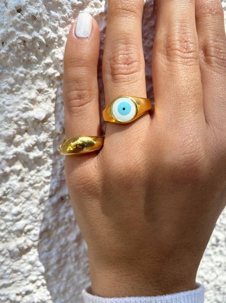 Christina Christi – Engroshandel Statementring – Evil Eye-ring i guld, statement-ringe, guldringe3
