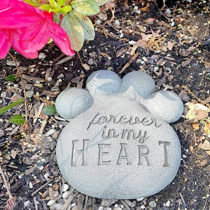 AuldHome Design Dog Pawprint Memorial Stone for wholesale by Kurated Korner
