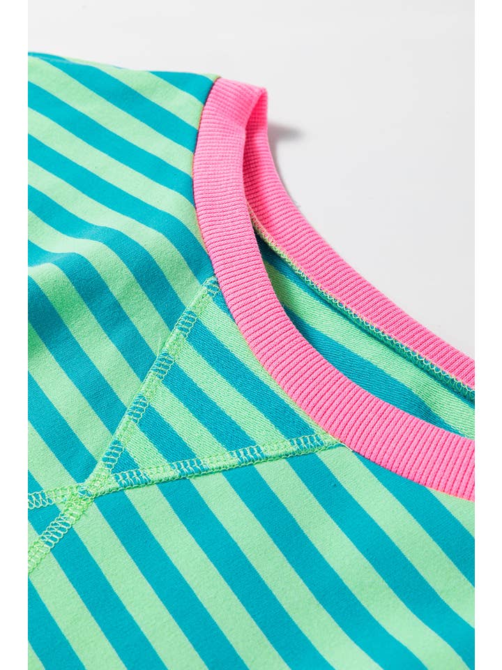 Amaryllis Apparel - Wholesale Sweatshirt - Women's - Stripe Oversized Contrast Trim Pullover Sweatshirt50