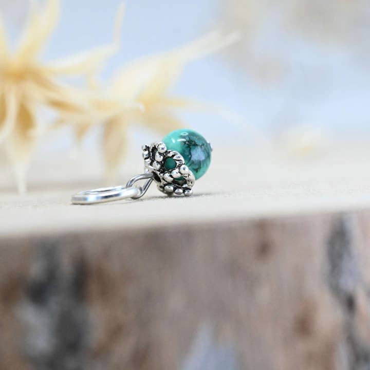 BRACELET D'ALLAITEMENT - Howlite Teintée Bleue DESTOCK for wholesale by Irréversible