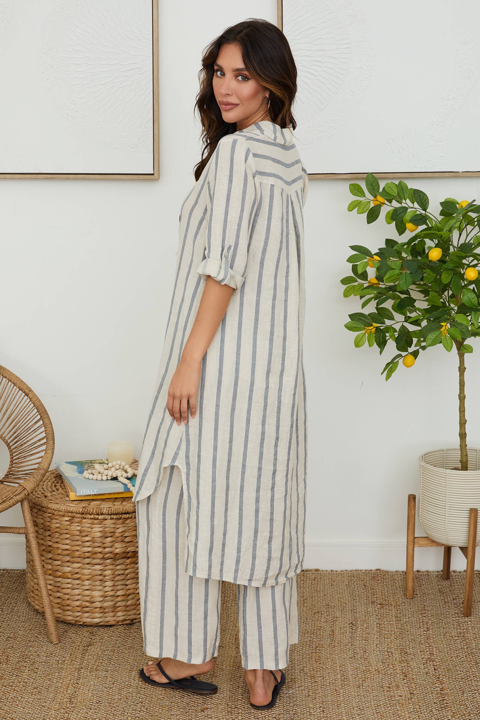 MILIO MILANO - Wholesale Dress - Women's - STRIPED ROLL-TAB SLEEVE TUNIC DRESS (154013/123391-STRIPE)5