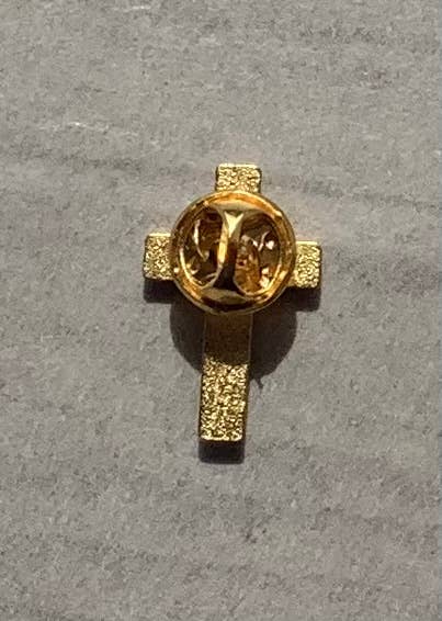 Faithstrings – wholesale Lapel pin/button – Christian Cross Pin Badge Gift 🎁 Gold effect Faithstrings 2