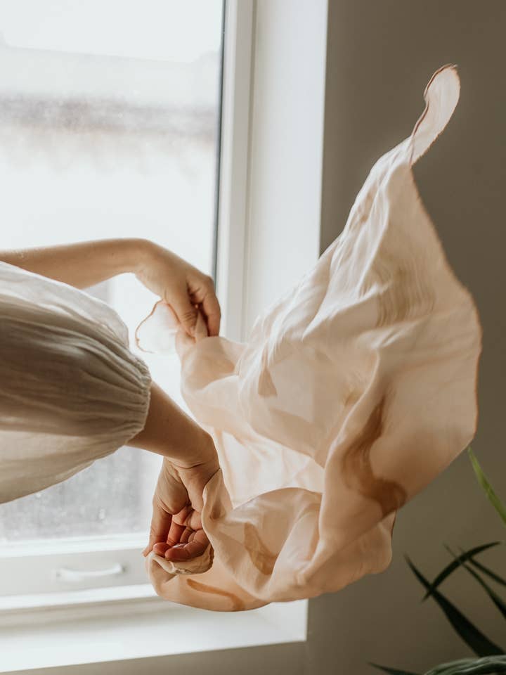 Seiden-Bandana für den Großhandel von Wild Woven Collection