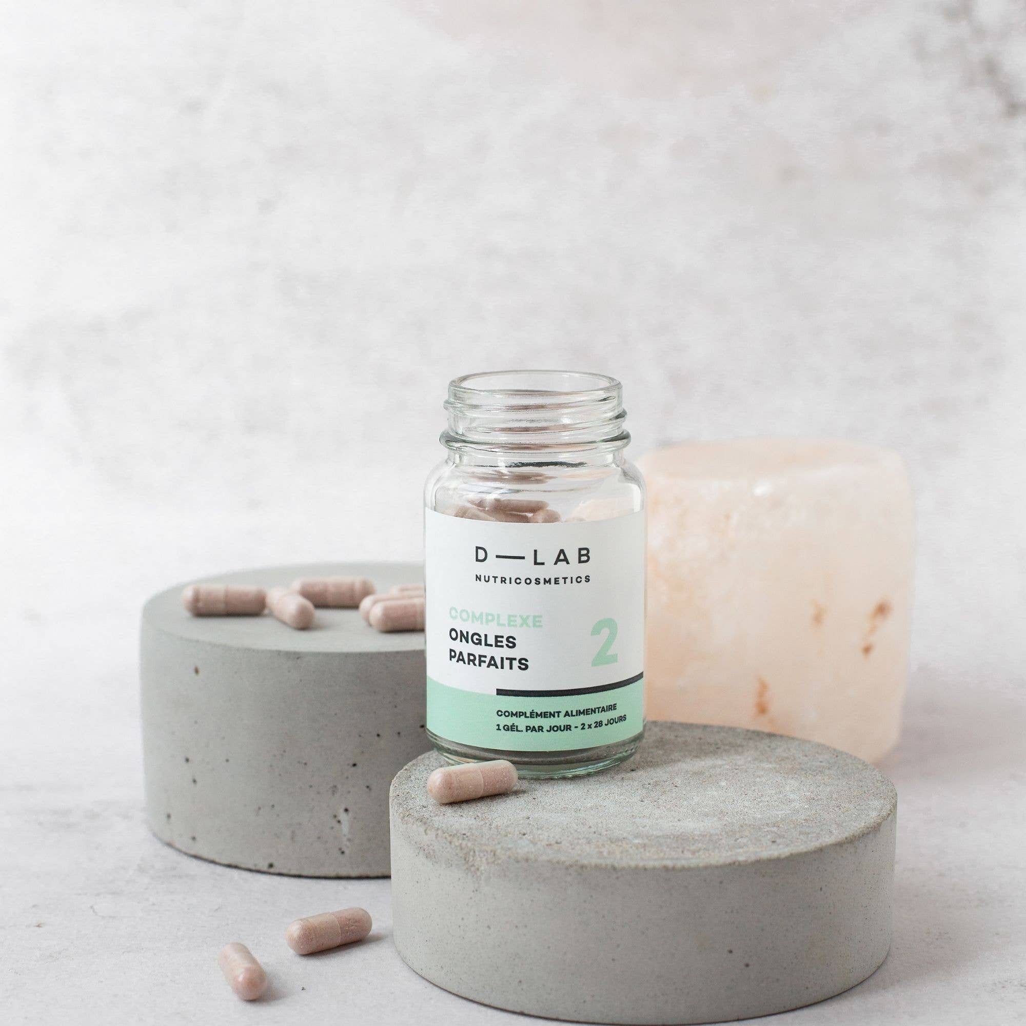 D-LAB NUTRICOSMETICS - Vendita all'ingrosso Vitamine/integratori orali - Complexe per unghie perfette 2 mesi - Nutre e rinforza2