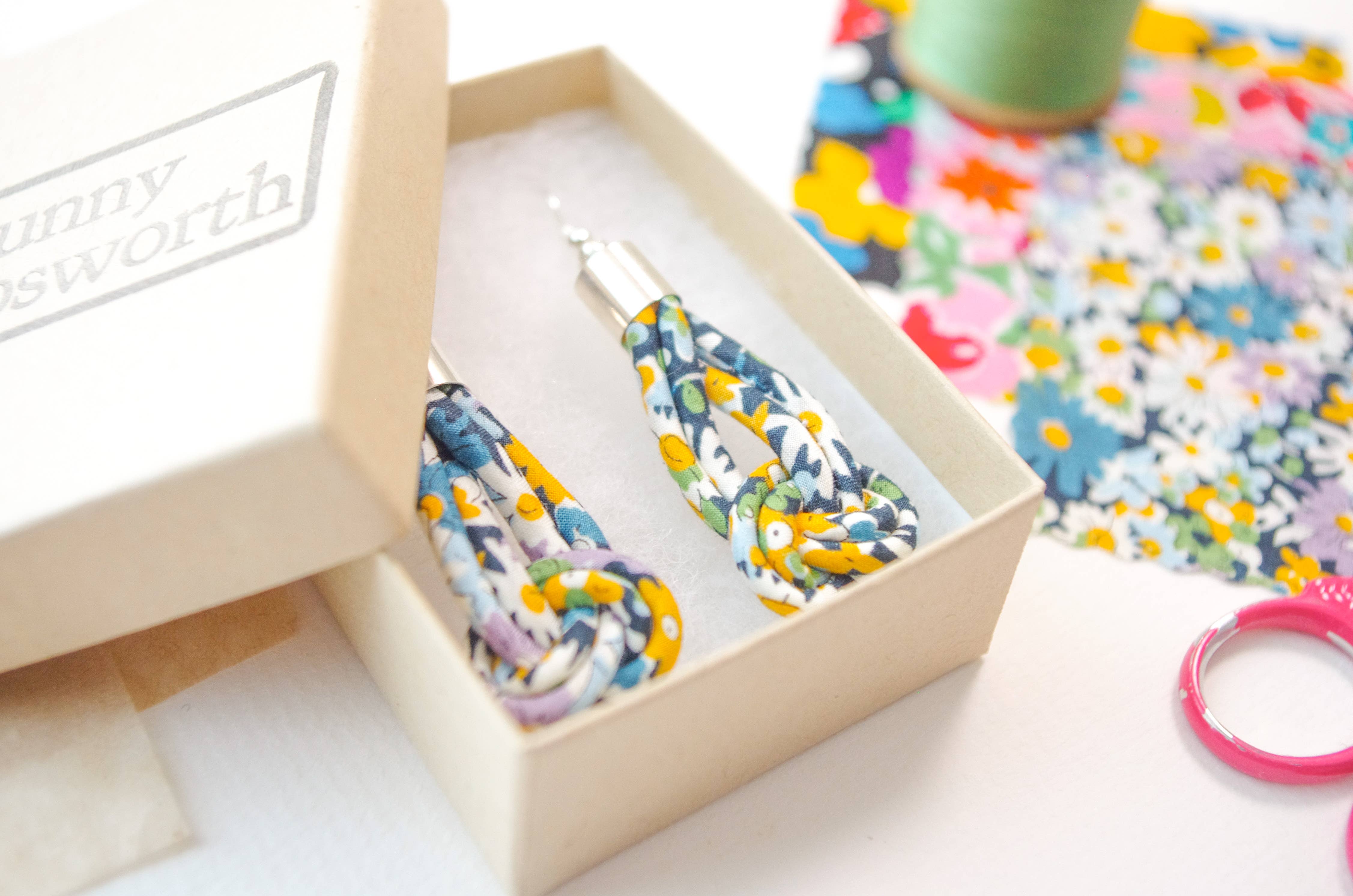 Bunny Bosworth – wholesale Dangle earrings – Liberty Fabric Knot Drop Earrings - Deco Florals8