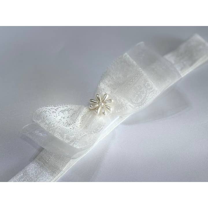 Diadema/Pinza de Pelo Vintage Blanca para venta al por mayor de Simply Charming