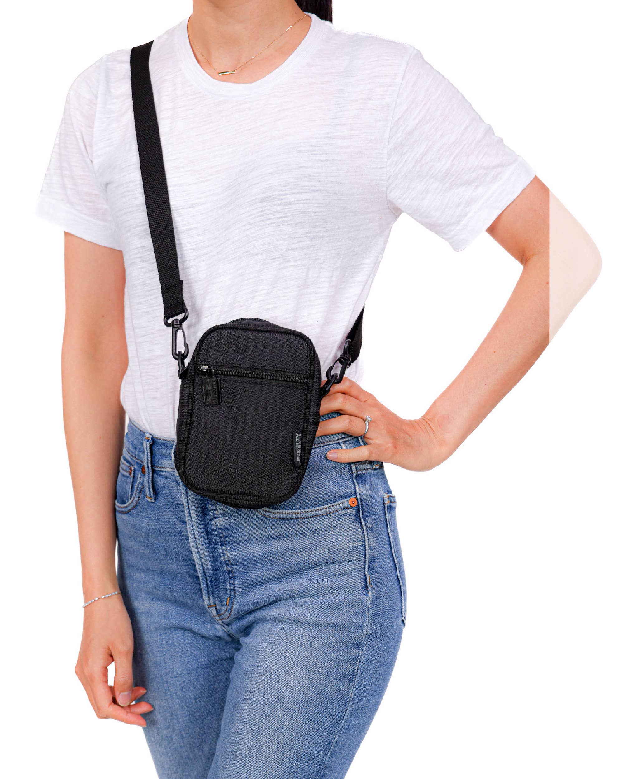 Fydelity – Engroshandel Crossbodytaske – unisex – 88660: Mini Brick Bag | Genanvendt RPET | Sort5