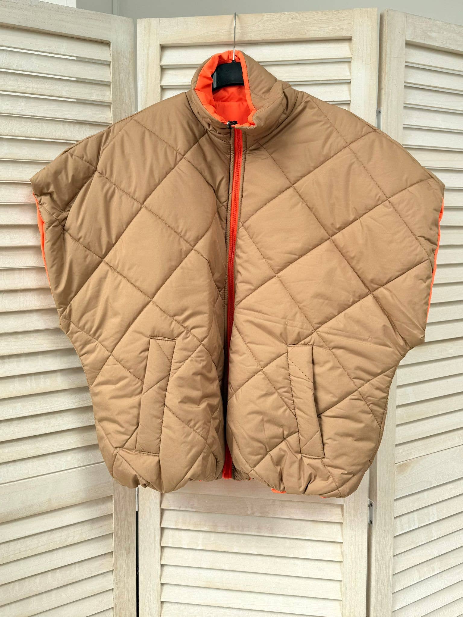 NOELINE - Wholesale Puffer Jacket - Women's - Reversible quilted jacket 8858-UNI10