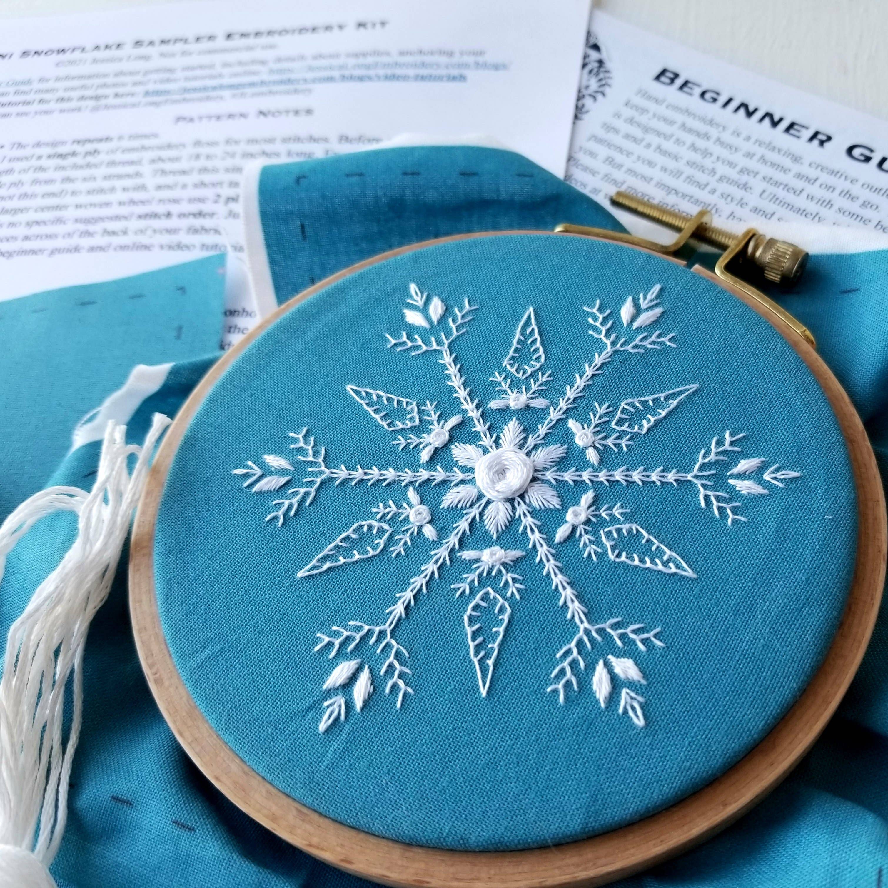 Jessica Long Embroidery - Vente Accessoire de broderie/point de croix - Kit d'ornement fait main avec mini floconnet de neige7