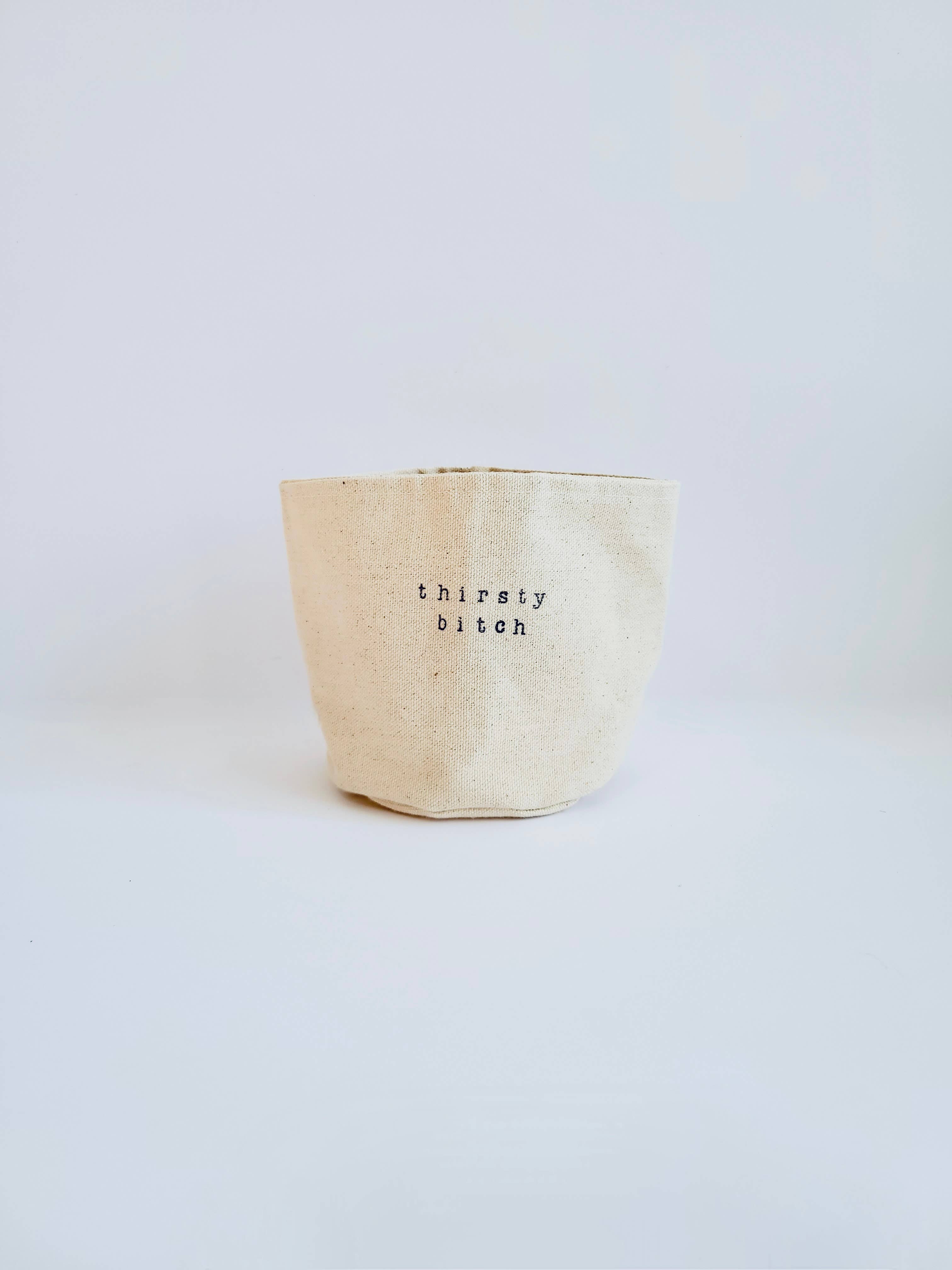 Leaf and Root Co. – Engroshandel Plantekrukke – Thirsty Bitch lærred plantepottebetræk1