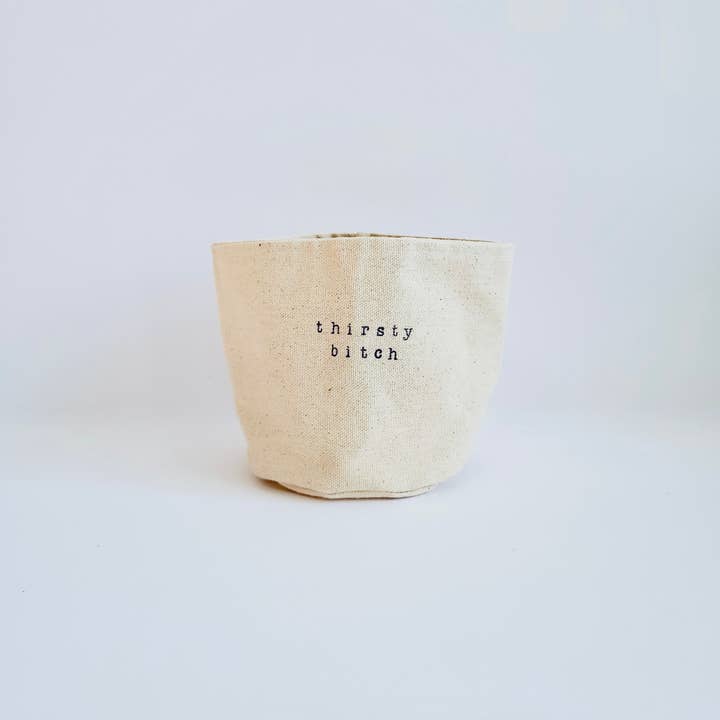 Leaf and Root Co. – Engroshandel Plantekrukke – Thirsty Bitch lærred plantepottebetræk1