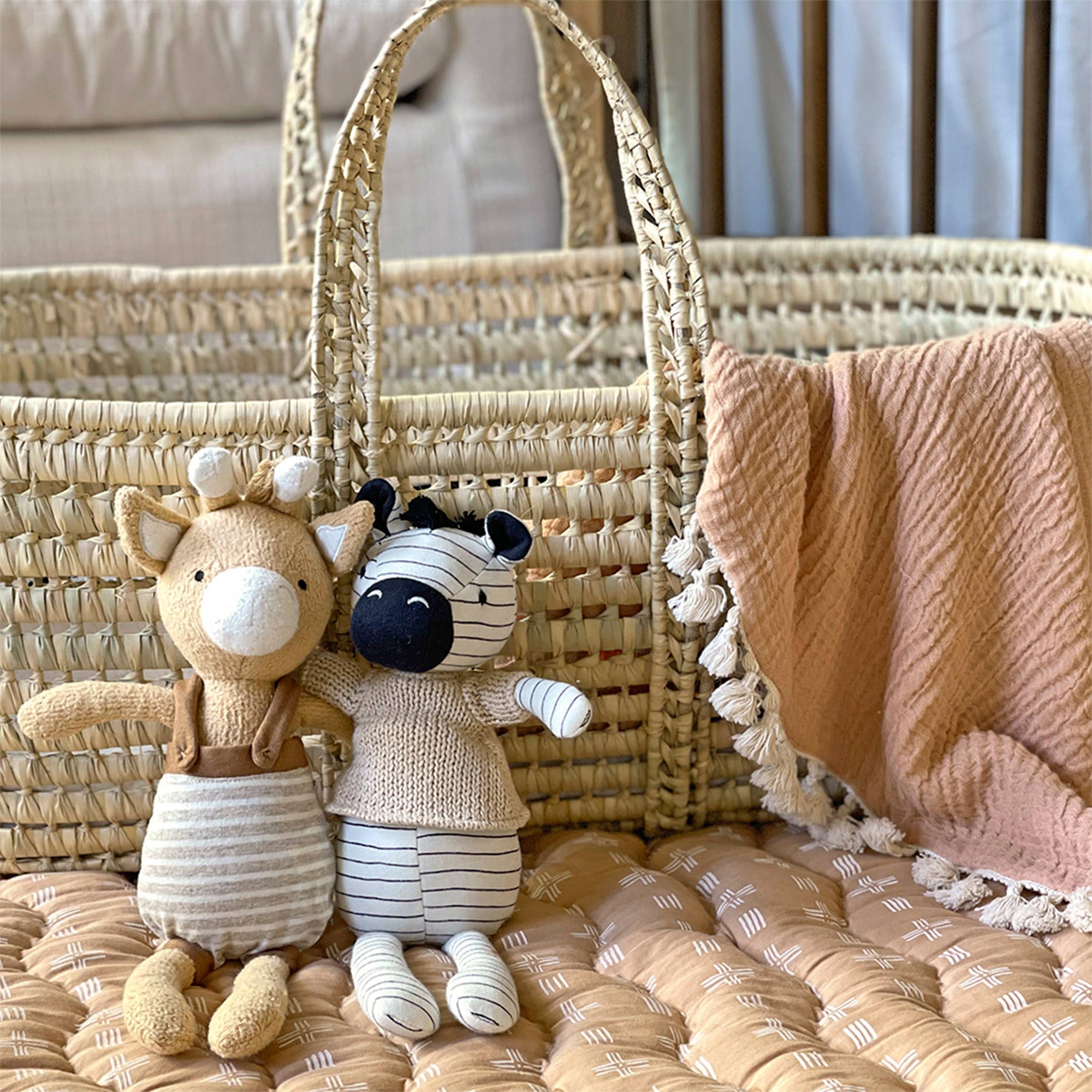 Crane Baby - Wholesale Stuffed/Plush Toy - Kids & Baby - Jojo Giraffe Plush Toy6