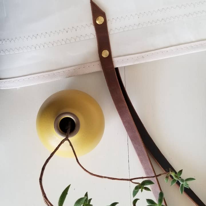 Landfall Leatherworks - Wholesale Tote Bag - Women's - Rhumb Line Sailcloth Tote5