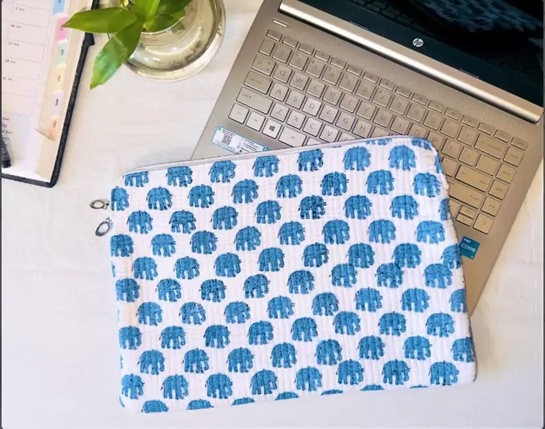 bhavnas boutique - Vente Étui pour ordinateur portable/tablette – femme - Housse matelassée pour ordinateur portable, coton, imprimé bohème à blocs Macbo3