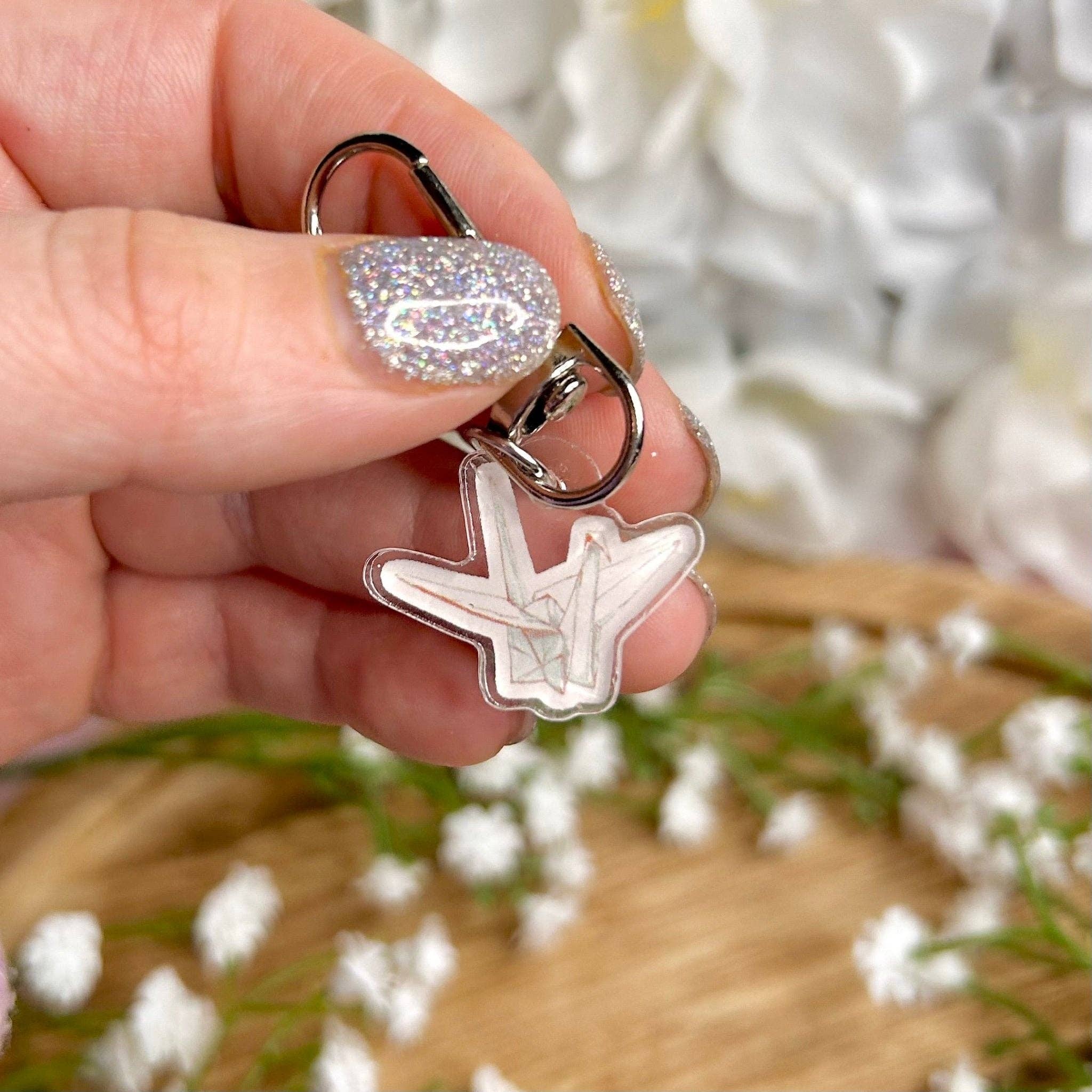 Awfullynerdy.co - Wholesale Bedelarmbandje - Manacled Paper Crane USB-C-stofstekker1