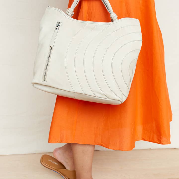 Latico Leathers - Wholesale Tote Bag - Women's - Joplin Handcrafted Leather Tote/Crossbody Bags