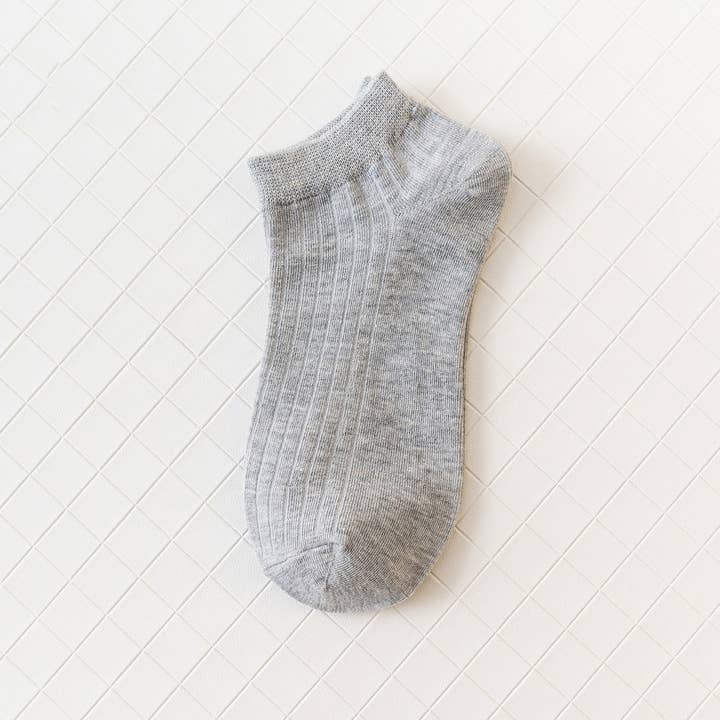 ACCITY - Wholesale Socks - Women's - INSTEP VERTICAL WRINKLE ANKLE SOCKS_CWMS0909