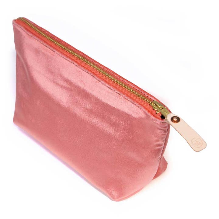 Reiseclutch aus Samt - Flamingo für den Großhandel von General Knot & Co.