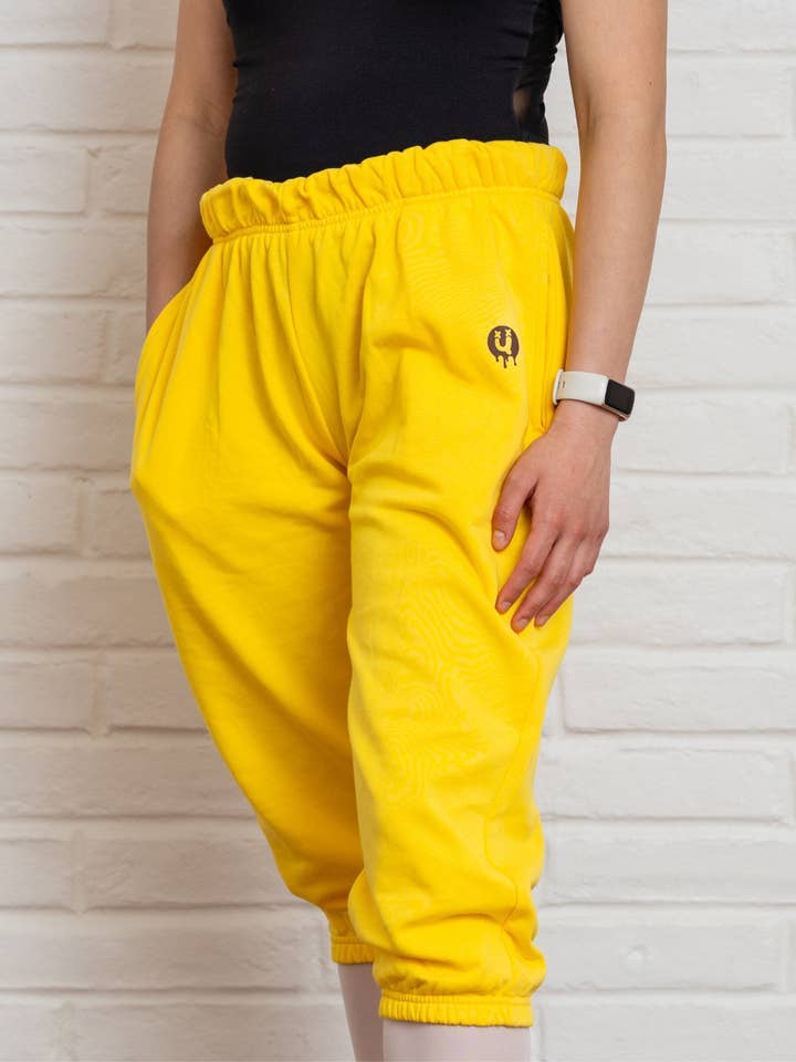 Pantalon Soft Trash Bag jaune pour la vente par Fudge Apparel