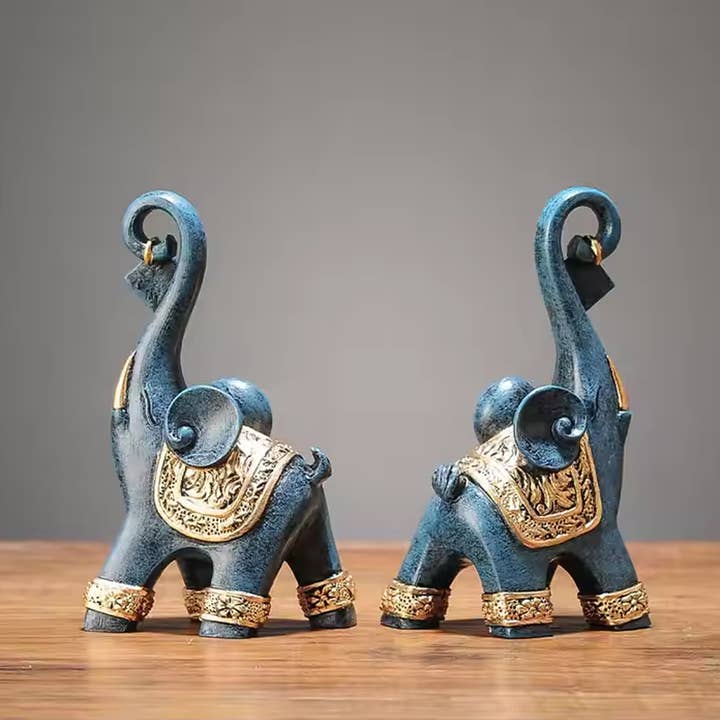 La Bella Monte - Wholesale Decorative figurine - Resin Elephant Statue For Holiday Décor1