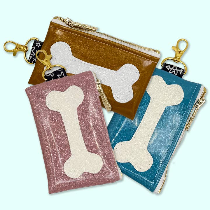 Pochette à os à clipser ! Porte-clés pour amoureux des chiens ! 🦴💕 pour la vente par Julie Mollo!