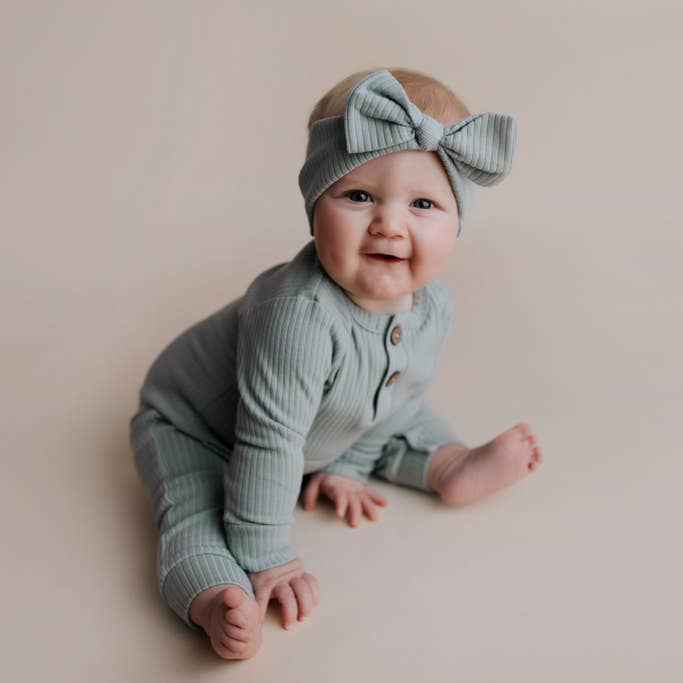 Three Little Tots - Wholesale Rompertje - Baby - Baby ribgebreide romper met zakken27