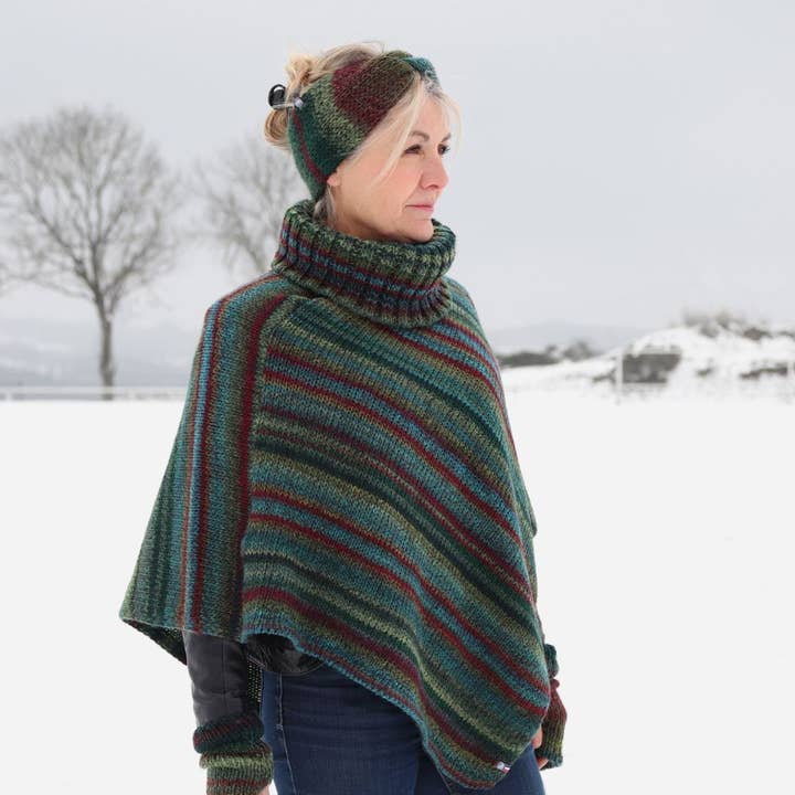 RAFAEL - Multicolor poncho with large mesh for wholesale by MAISON BONNEFOY