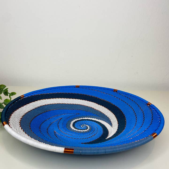 Eve & Nico Gifts & Home Decor - Wholesale Decorative Plate/Dish/Bowl - Medium Open V Telephone Wire Plate - African Sky1