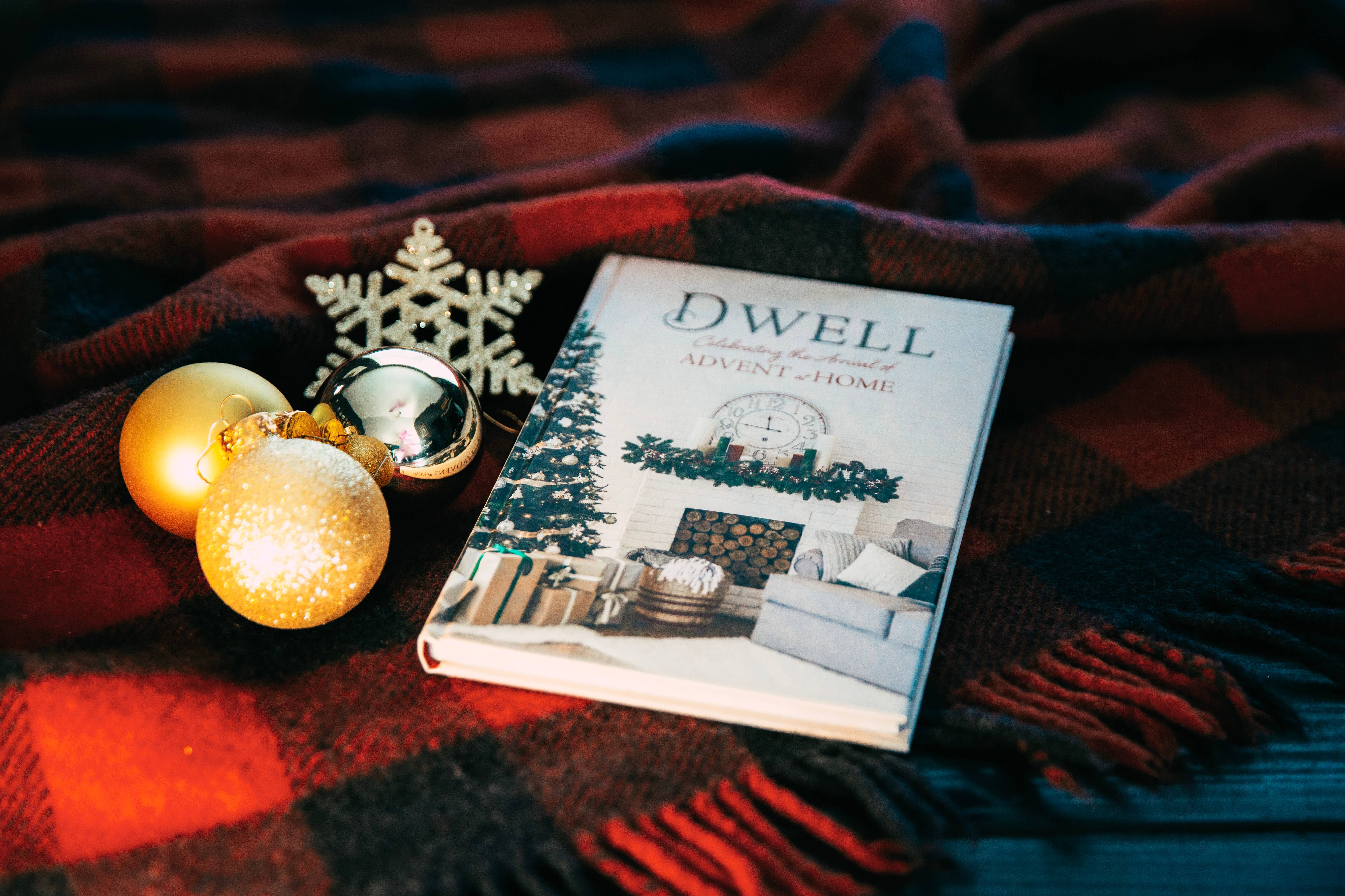 Dexterity Books – wholesale Religion – Dwell: Celebrating the Arrival of Advent at Home4