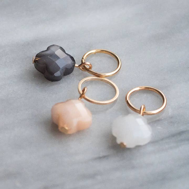 KNITS by ce AB - Wholesale Knitting/Crochet Supplies - Stickmarkörer - eleganta pärlor & symboler18