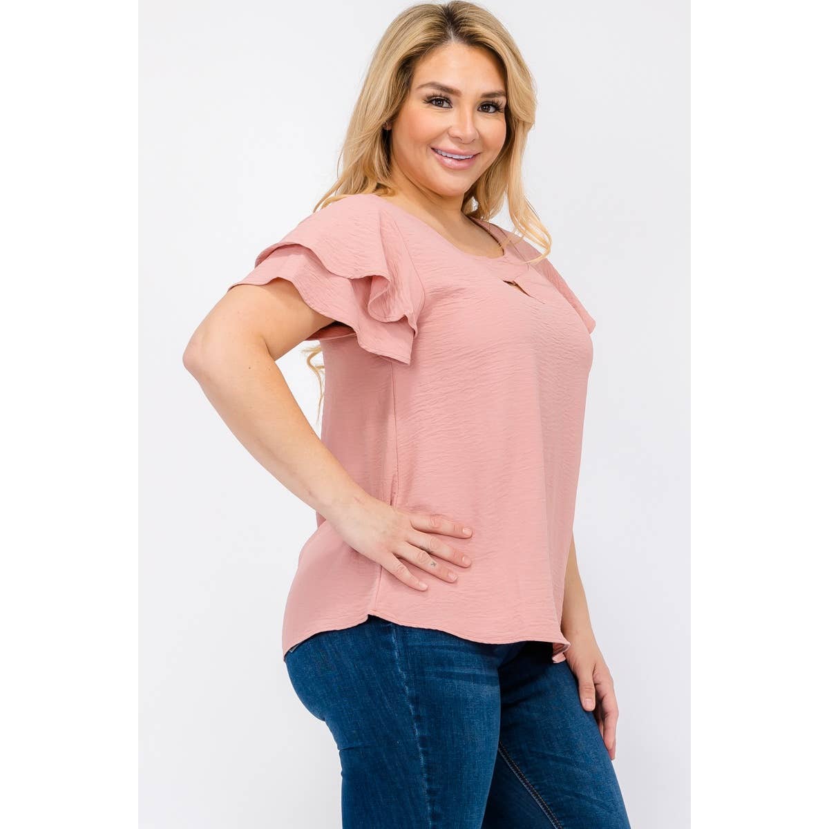 Curve Market - Vente Chemisier – femme - CHEMISIER TAILLE PLUS AVEC MANCHES VOLANTÉES ET TROU DE SERRURE5