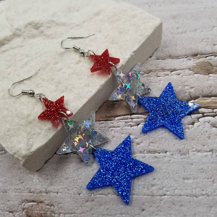 Treasure Wholesale – wholesale Dangle earrings – 4th of July Confetti Star Earrings1