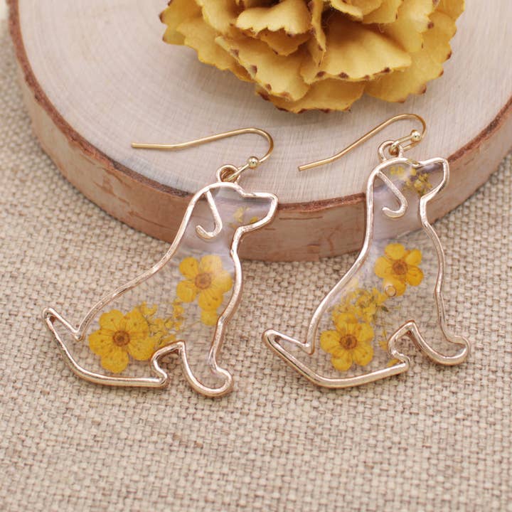 ZAD - Wholesale Dangle Earrings - Floral Friend Gold Dog Dried Flower Earrings