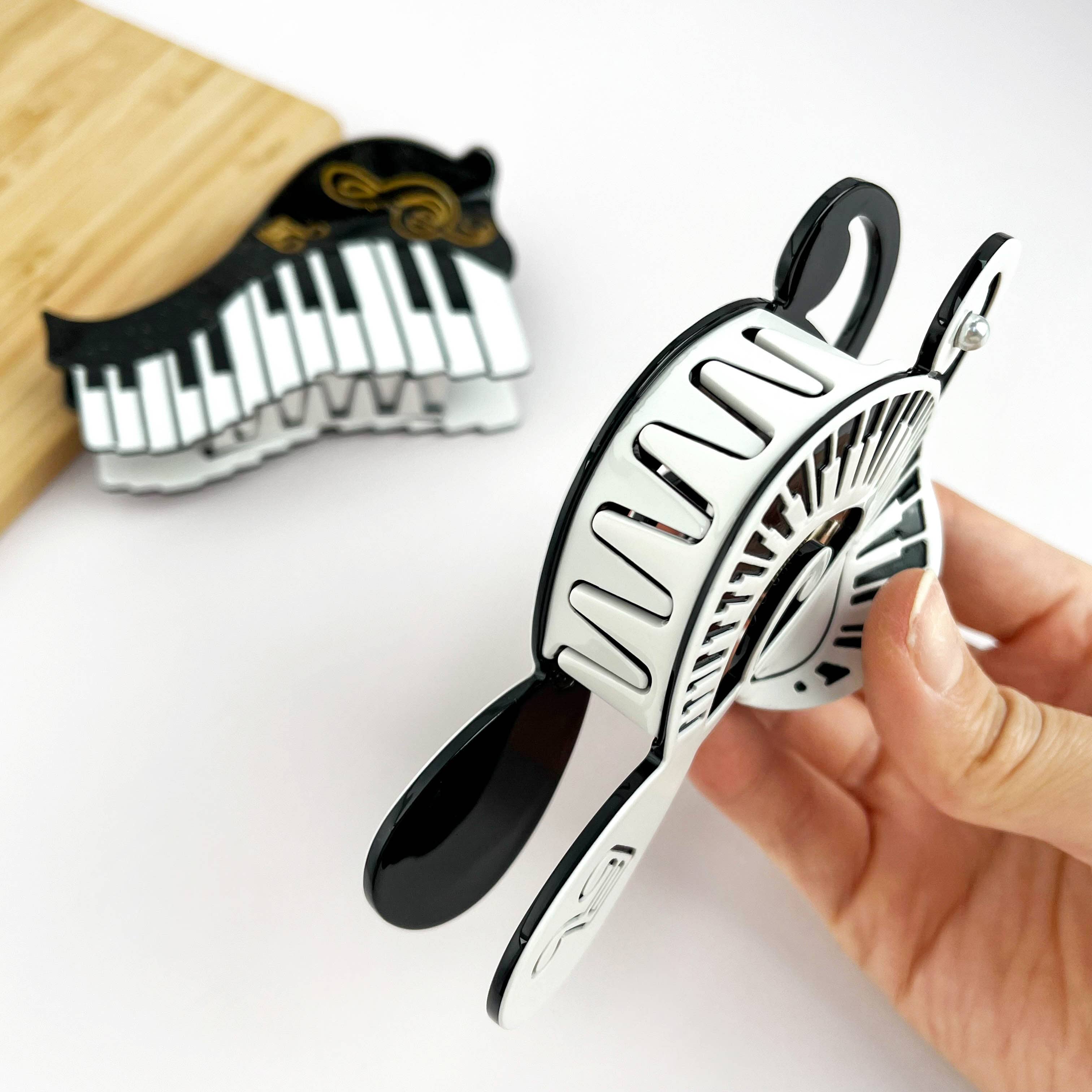 TheDivaSoap - Wholesale Hair Clip - Women's - Piano Claw Clip, Creative Musical Instrument Hair Clip3