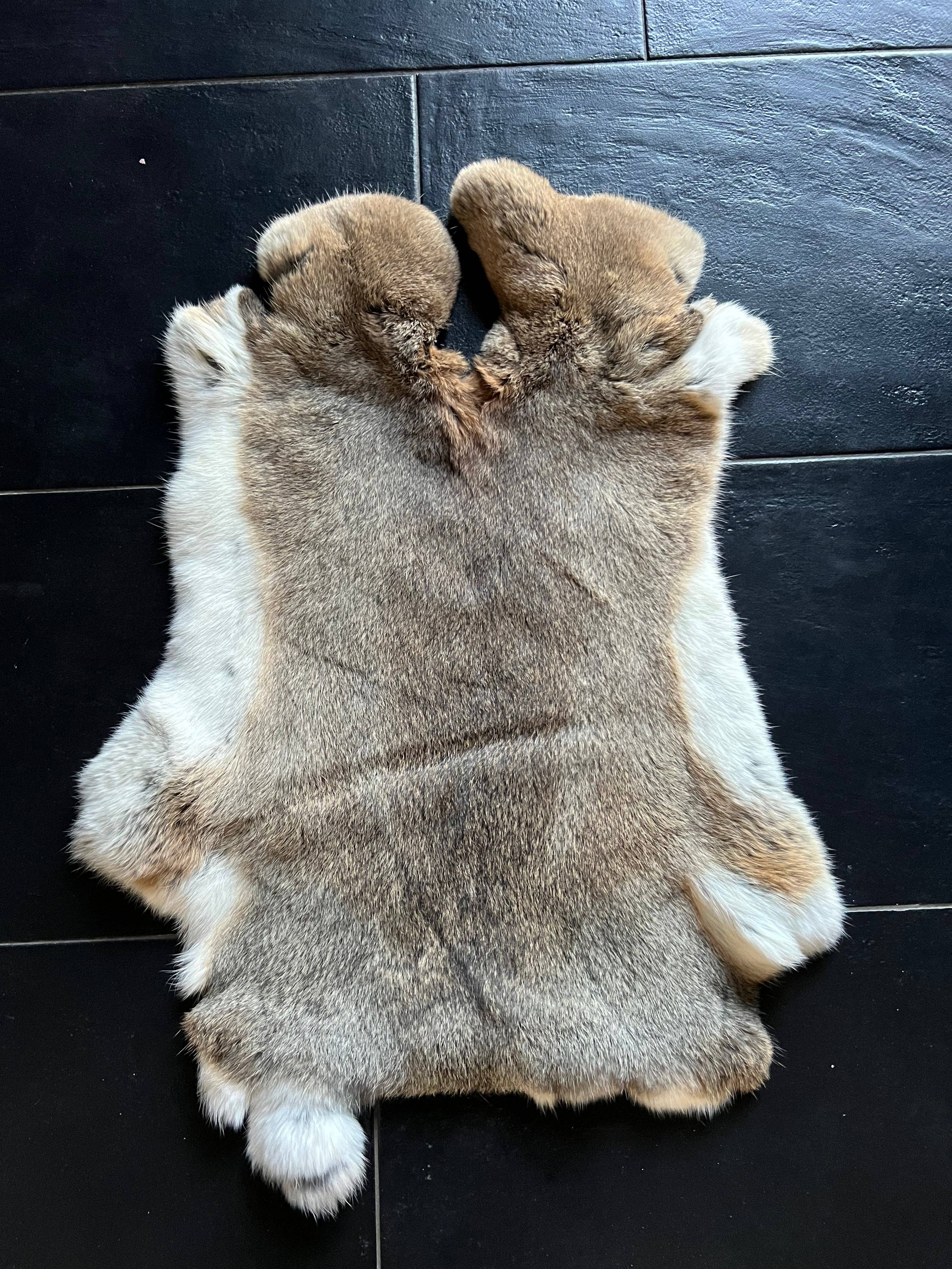 WeeSkins Holland – Großhandel Teppichvorleger – Kaninchenfelle0