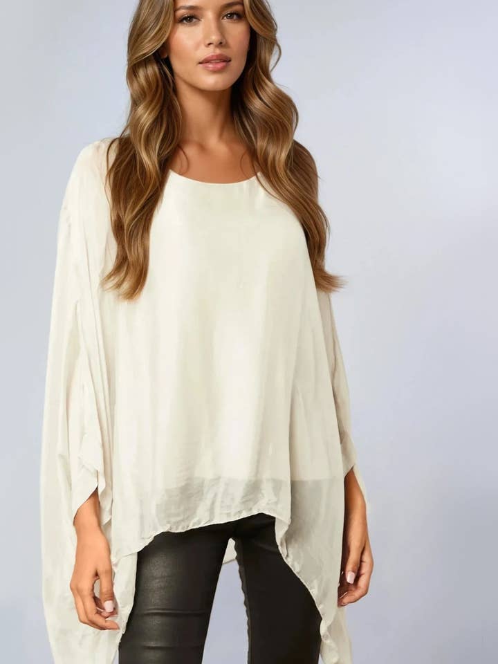 Blouse en soie beige à manches chauve-souris pour la vente par Aftershock London