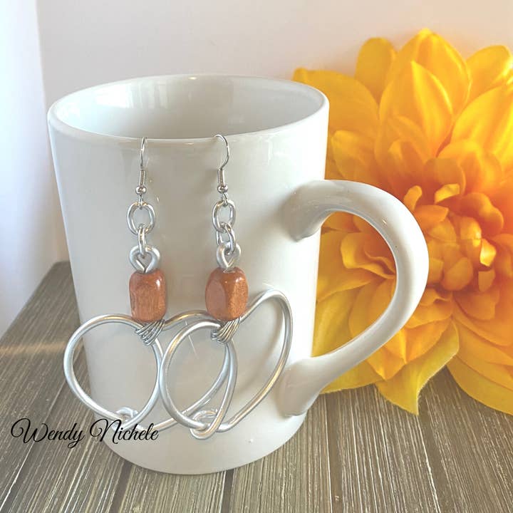 Wendy Nichele Jewelry - Venta al por mayor Pendientes colgantes - Pendientes de aluminio, pendientes de alambre hechos a mano, ligeros3
